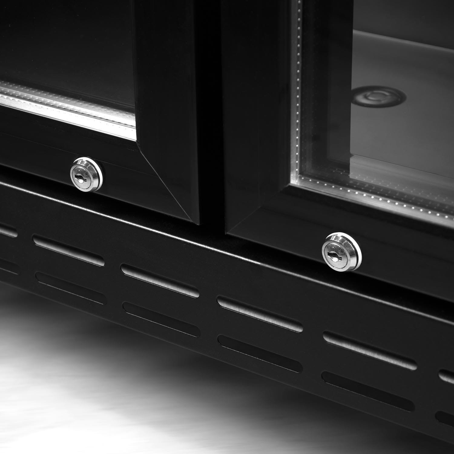 SZAFA CHŁODNICZA PRZESZKLONA RQ880H-BLACK, 590 L, (SD881HE) - obrazek 8
